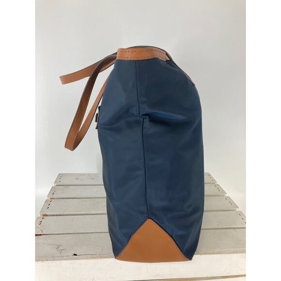 MICHAEL KORS, LARGE NAVY, BRWON NYLON SHOULDER BAG - Picture 6 of 13